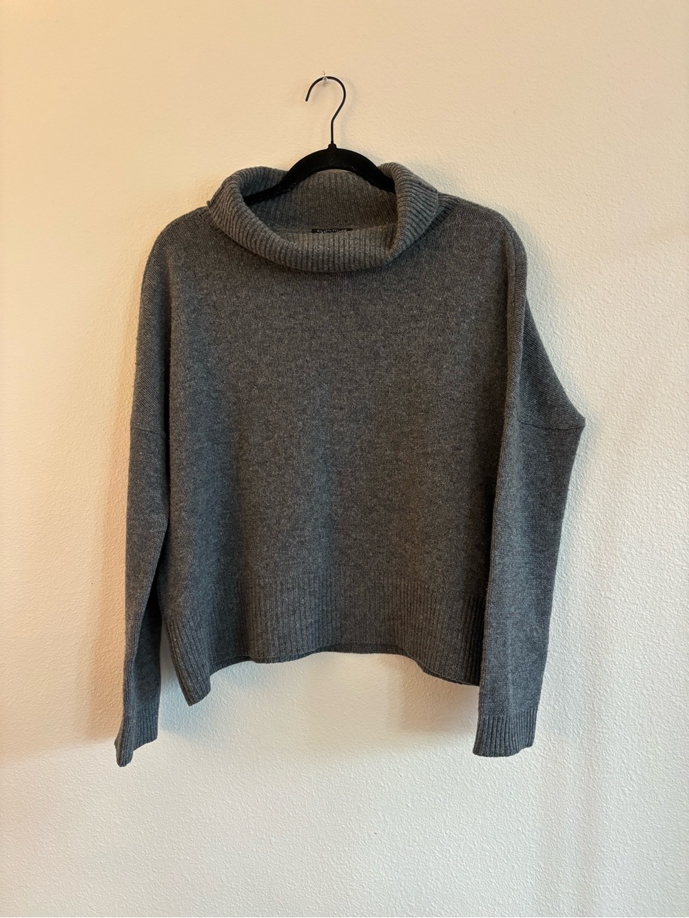 Eileen Fisher Cashmere Turtleneck Box Top Sweater size XS